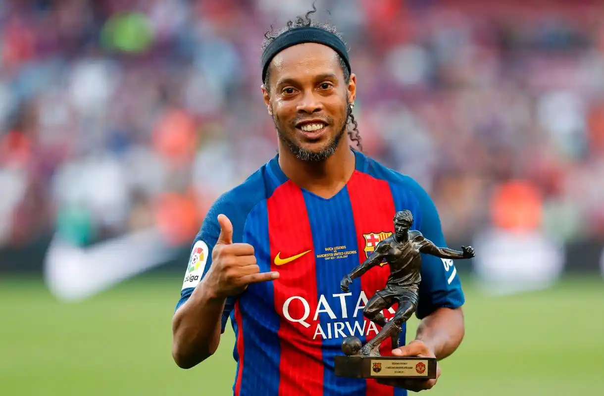 动精神的碰 动精神的碰